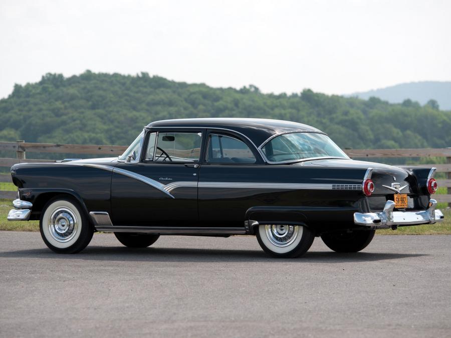  Ford Fairlane Club Sedan 1956 года  (фото 3 из 18)